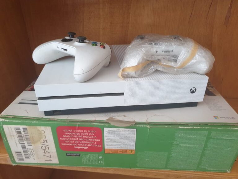 XBox one S 500 GB