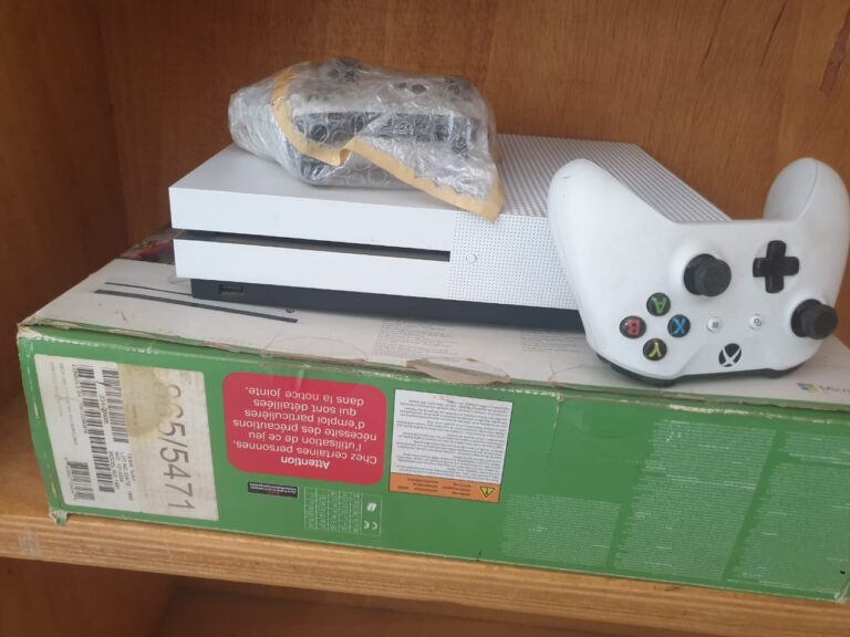 XBox one S 500 GB